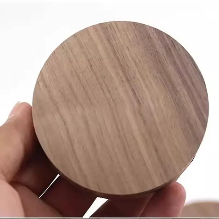 Bloc de bois rond en noyer noir naturel