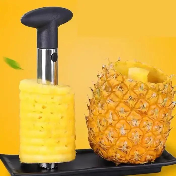 Outil de cuisine en acier inoxydable pour éplucher et couper des ananas et autres fruits pour une cuisine élégante et sans effort occasions spéciales famille restaurateur