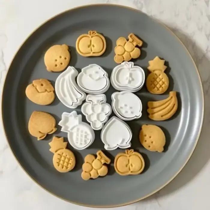 Coupe-biscuits lapin banane pomme fraise pêche timbre en plastique dessin animé pressable Biscuit moule cuisine cuisson pâtisserie ustensiles de cuisson