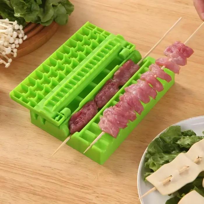 Outil multifonctionnel pour brochettes de viande et légumes, idéal pour le camping, les pique-niques et les grillades à la maison ou en voyage