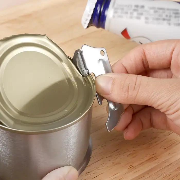 Ouvre-boite manuel en acier inoxydable coupe-boites pour canettes de biere et autres boissons facile a utiliser pour le camping voyages et cuisine