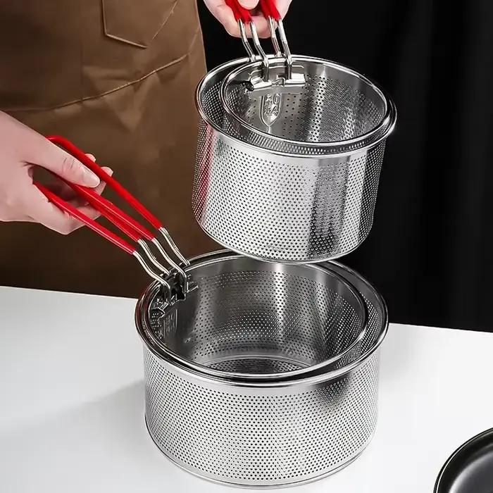 Passoire en acier inoxydable 304 pour cuisine moderne et simple, idéale pour frites, crevettes, et autres collations frites, pour usage quotidien et occasions spéciales