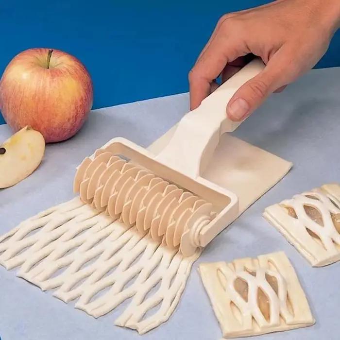 Coupe-rouleau en plastique pour pâtisserie