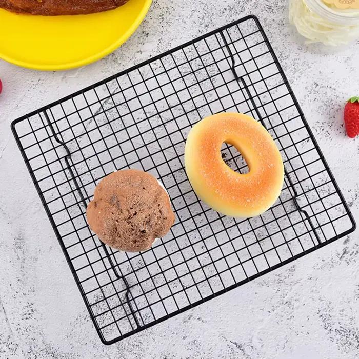 Support de refroidissement en acier au carbone pour gâteaux, biscuits, muffins et tartes - Design moderne et minimaliste - Polyvalent et facile à entretenir