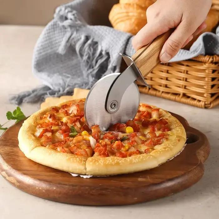 Couteau à pizza en acier inoxydable