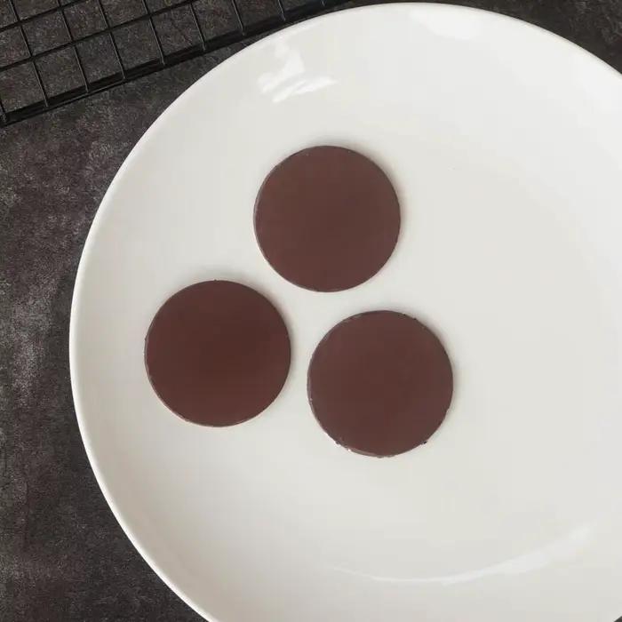 Pochoir à chocolat en forme de cercle rond, moule de décoration de gâteaux, feuille de transfert de Chablon pour bricolage, écorce de noix de chocolat