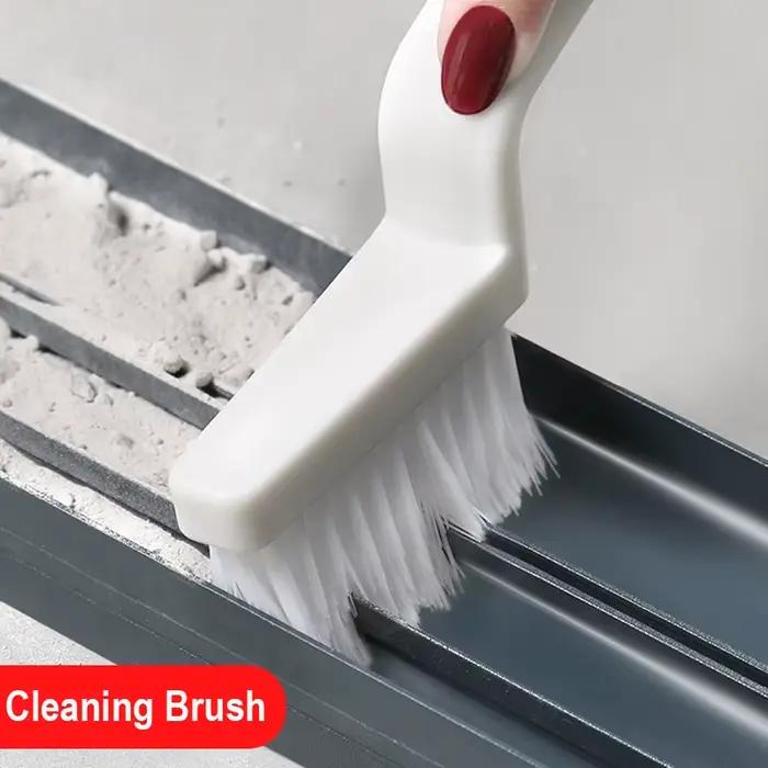 Brosse de nettoyage pour joints de carrelage de salle de bain