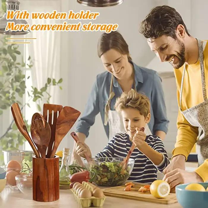 Ensemble d'ustensiles de cuisine en bois