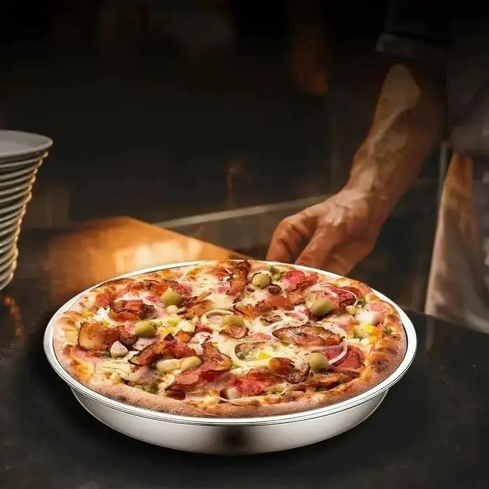 Paquet de 3 plateaux de cuisson en acier inoxydable – Poêles à pizza rondes résistantes à la chaleur pour un usage domestique et commercial Facile à nettoyer Parfait pour la cuisson de gâteaux de Noël