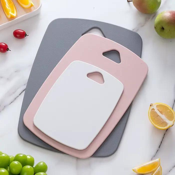Planche à découper en plastique rose multifonctionnelle pour préparation de repas pour bébés et fruits ménagers haute valeur esthétique