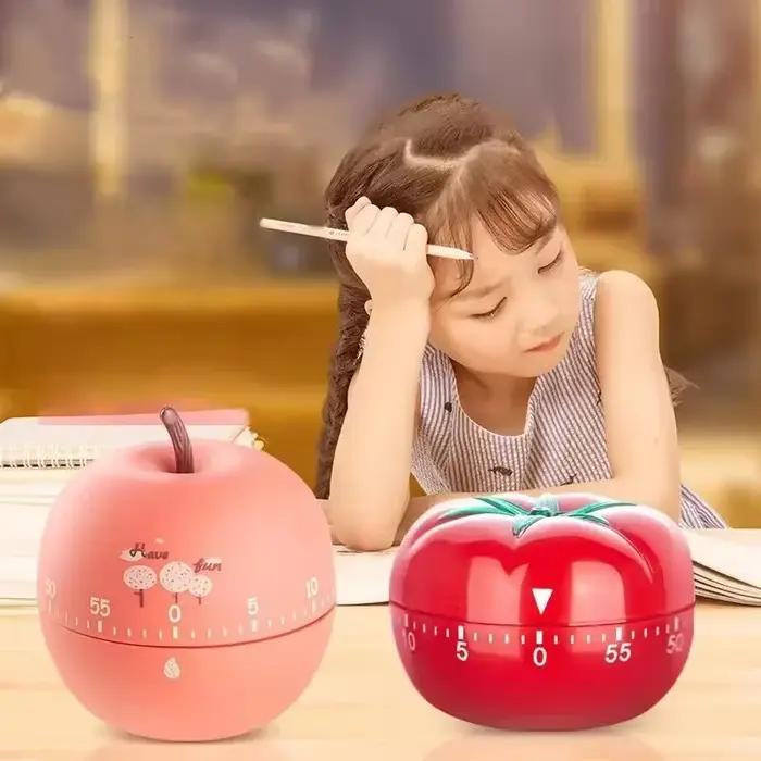 Minuterie de cuisine en forme de tomate rouge