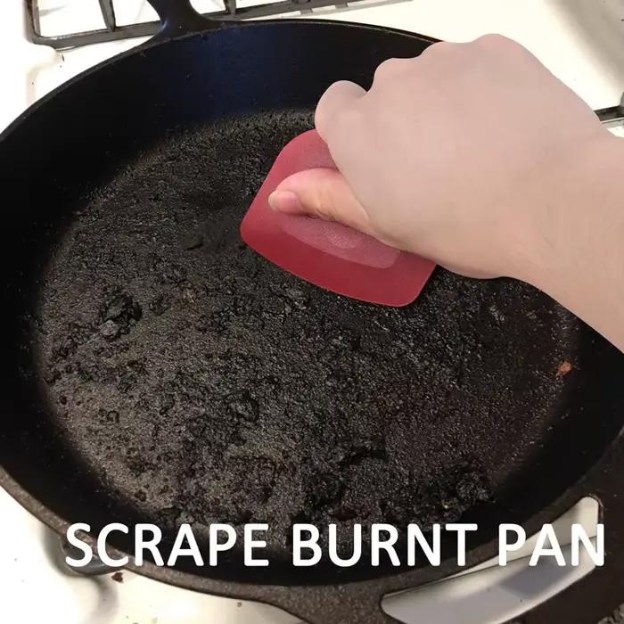 Grattoir à poêle à gril