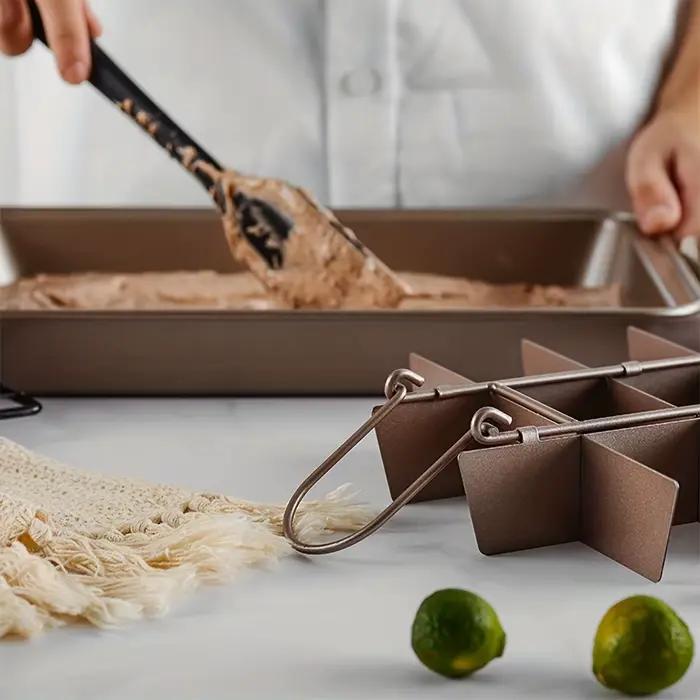 Moule à gâteau Brownie avec séparateurs (12.2 ''x 7.7'')