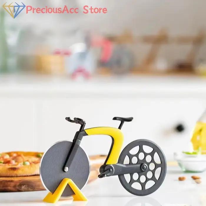 Coupe-pizza créatif en forme de vélo