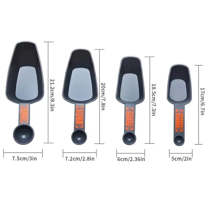 Cet ensemble de cuillères doseuses en quatre pièces est parfait pour mesurer les ingrédients humides et secs et les organiser.