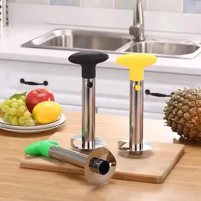 Outil de cuisine en acier inoxydable pour éplucher et couper des ananas et autres fruits pour une cuisine élégante et sans effort occasions spéciales famille restaurateur