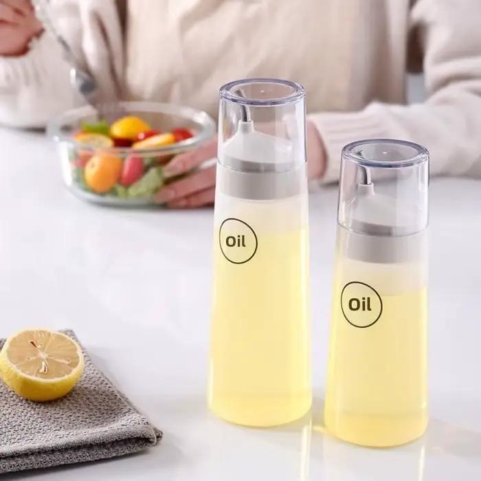 Bouteille à condiments en plastique pratique