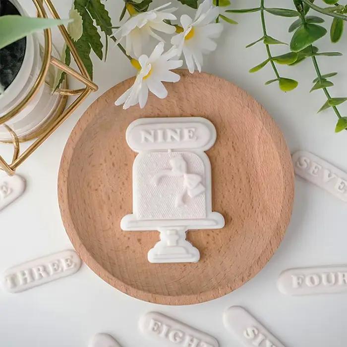 Nouveau coupe-timbre à biscuits d'anniversaire de princesse