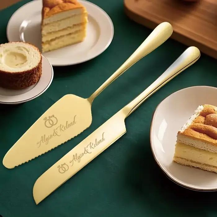 Ensemble de couteau et spatule à gâteau personnalisés avec texte gravé, outils à dessert personnalisés pour mariage, cadeau de mariage pour la mariée et le marié, cadeau de fête