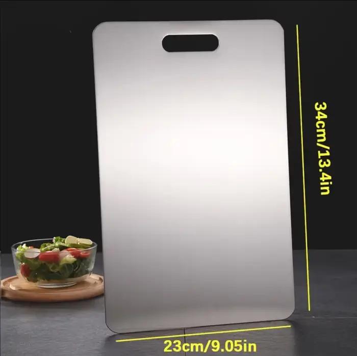 Planche à Découper en Titane pour Cuisine Planche en Acier Inoxydable 304 Épaissie Double Face De Qualité Alimentaire Portable pour Fruits et ViandePlanche de découpe épaisse Planche à découper en tit
