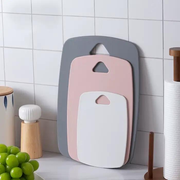 Planche à découper en plastique rose multifonctionnelle pour préparation de repas pour bébés et fruits ménagers haute valeur esthétique