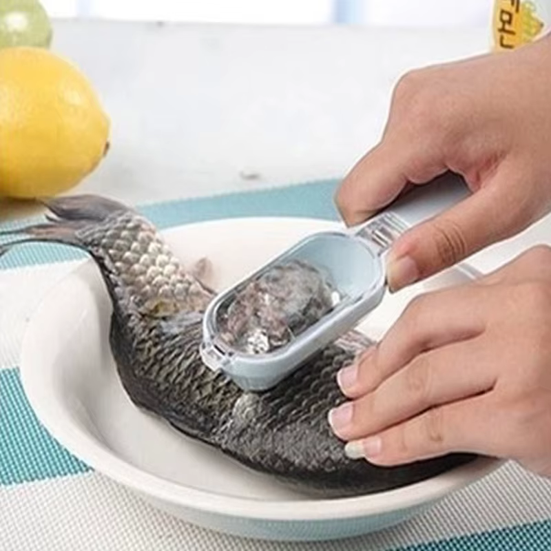 Écailleur à poisson super pratique avec couvercle, essentiel pour la cuisine, élimine facilement les