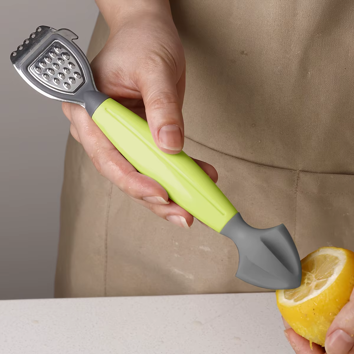 Zesteur de citron et presse-agrumes multifonctionnel, lame en acier inoxydable à poignée verte pour 