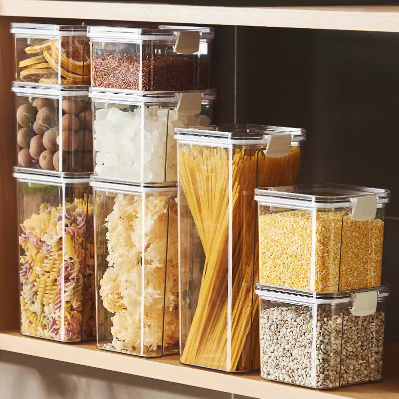 Organisateurs de cuisine avec couvercle, stockage des aliments, beaucoup de boîtes en plastique, pot