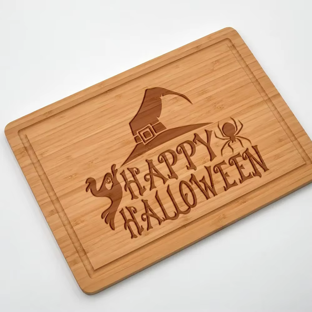 Planche à découper joyeux Halloween, planche en bambou gravée, sorcière d'halloween, décor de cuisin