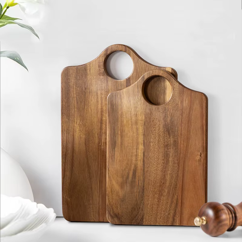 Planche à découper en bois d'acacia