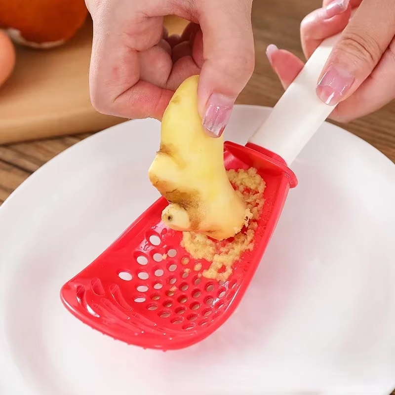 Presse-ail de pommes de terre innovante