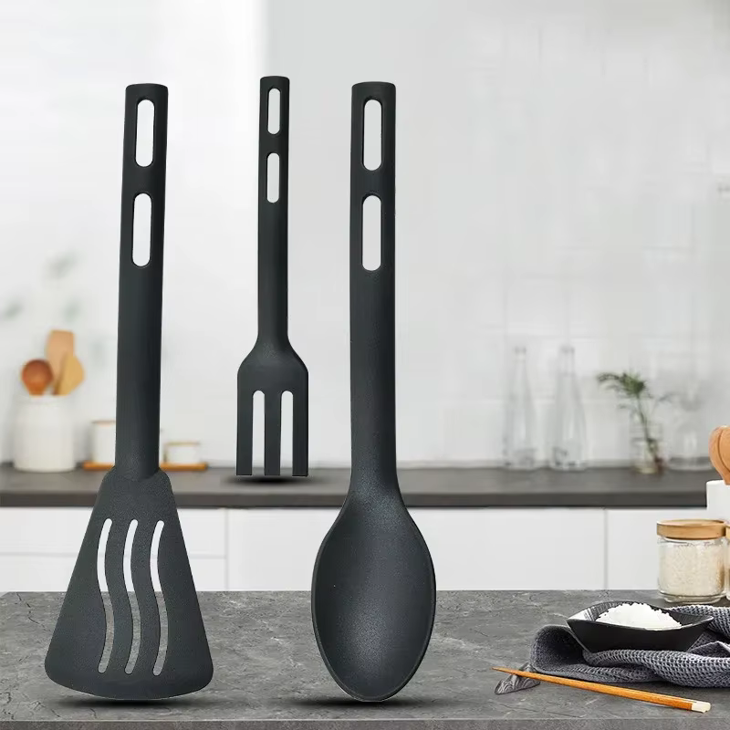 Couverts de cuisine portables en silicone