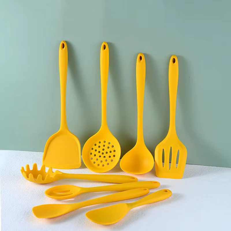 Ensemble d'ustensiles de cuisine en Silicone pour la cuisson, ensemble de spatules antiadhésives jaunes, ustensiles de cuisine résistants à la chaleur, outil de cuisine