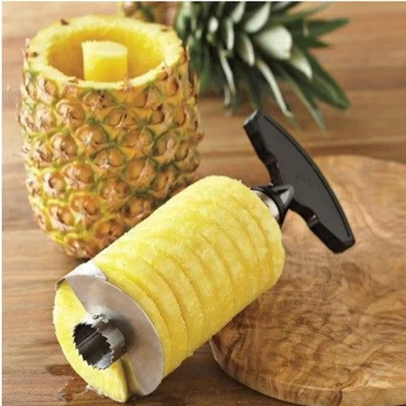 Trancheur d'ananas, éplucheur