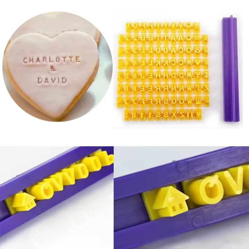 Emporte-pièce avec lettres de l'alphabet