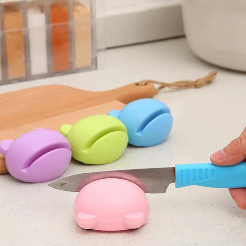 Mini grenouille Portable aiguiseur de couteaux ciseaux aiguiseurs pierre outils de cuisine