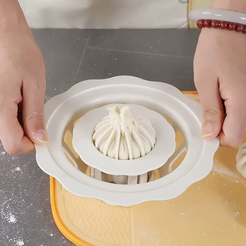 Machine à raviolis en forme de fleur