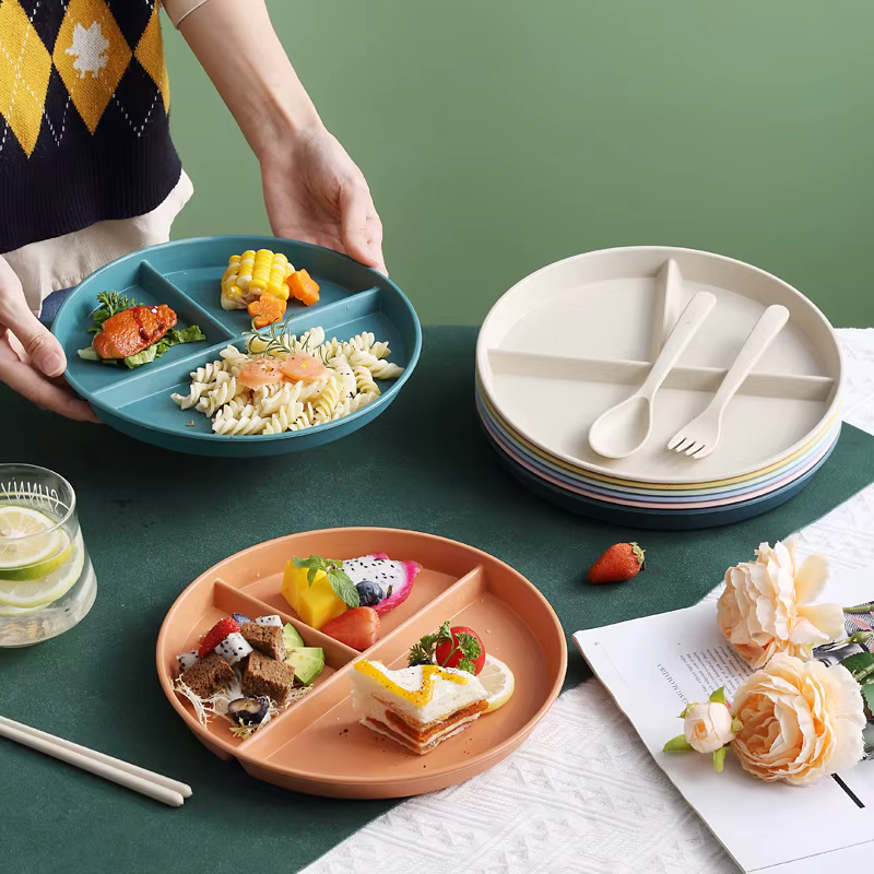 Assiette de petit-déjeuner divisée en 3 compartiments