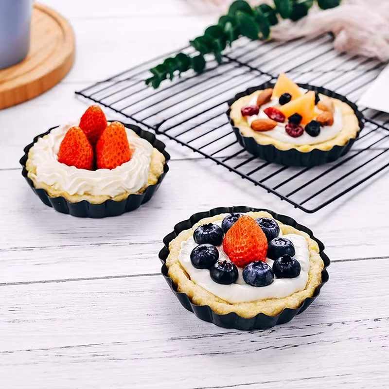 Ensemble de 6 moules ronds antiadhésifs de 4 pouces pour crêpes et flan avec fond amovible