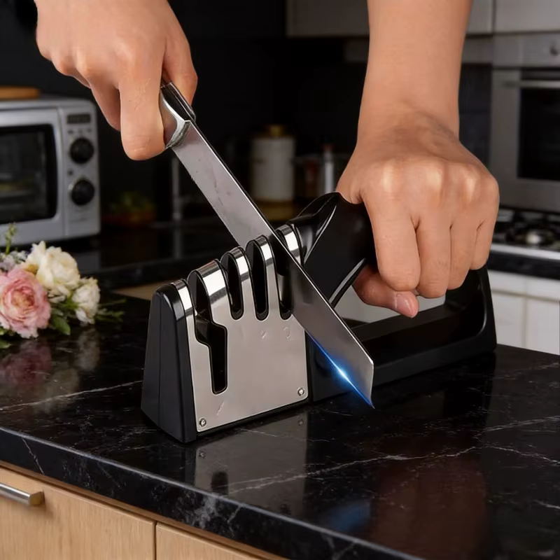 Aiguiseur de couteaux de cuisine à 4 segments