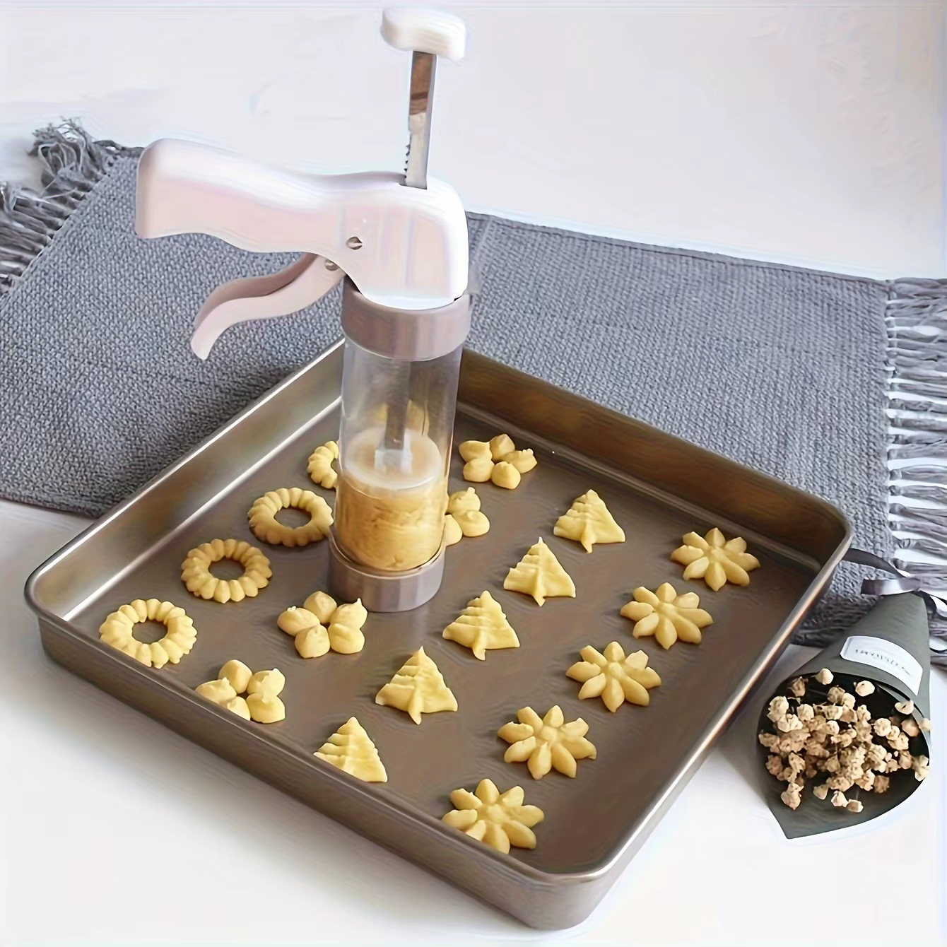 1 ensemble-presse à biscuits-nette pour fabriquer de petits biscuits- comprend des pistolets et des accessoires de presse en plastique-outils de cuisine de base