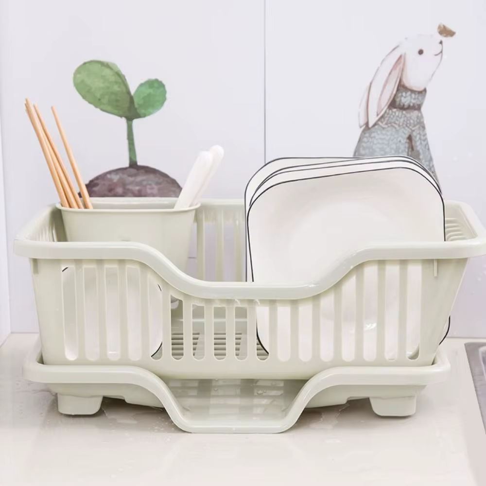 Vaccage de la vaisselle T1 Ustensiles de cuisine avec égouttoir