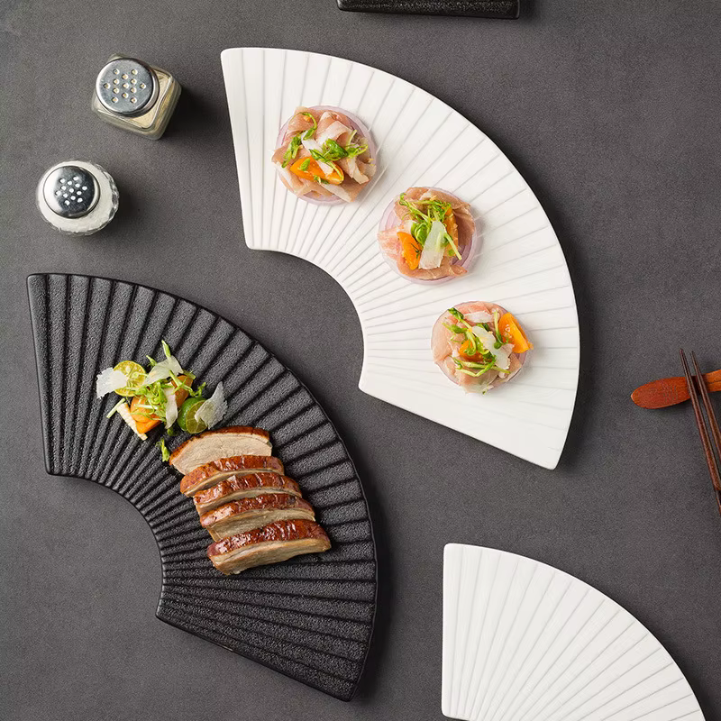 Fan-shaped striped plate
