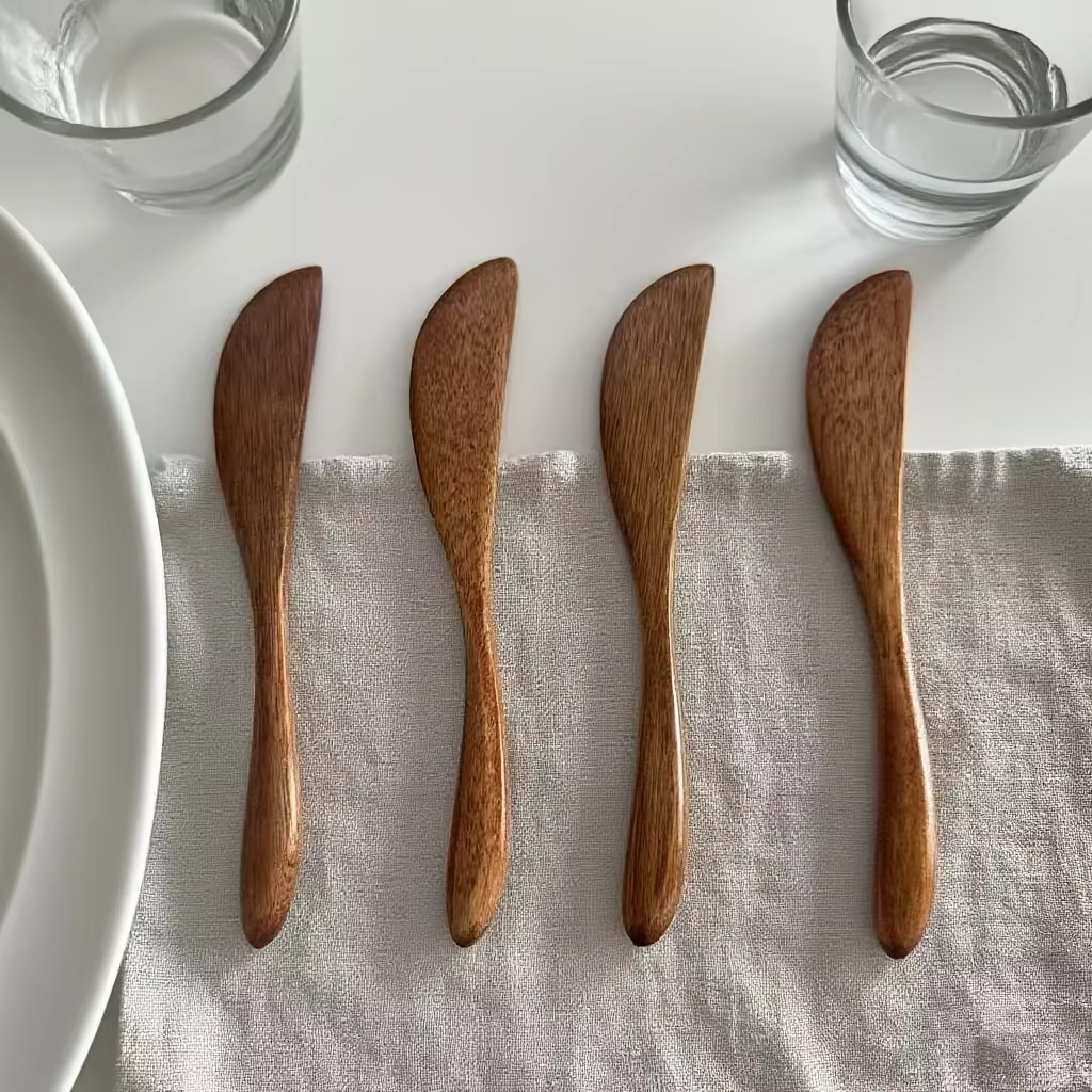 Couteau à marmelade en bois