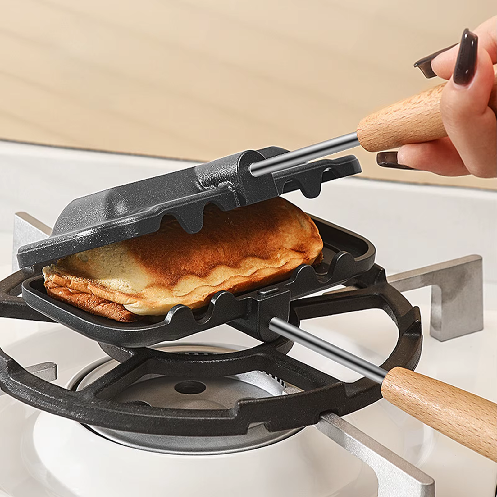 Poêle à sandwichs grillés et à panini avec plaques antiadhésives